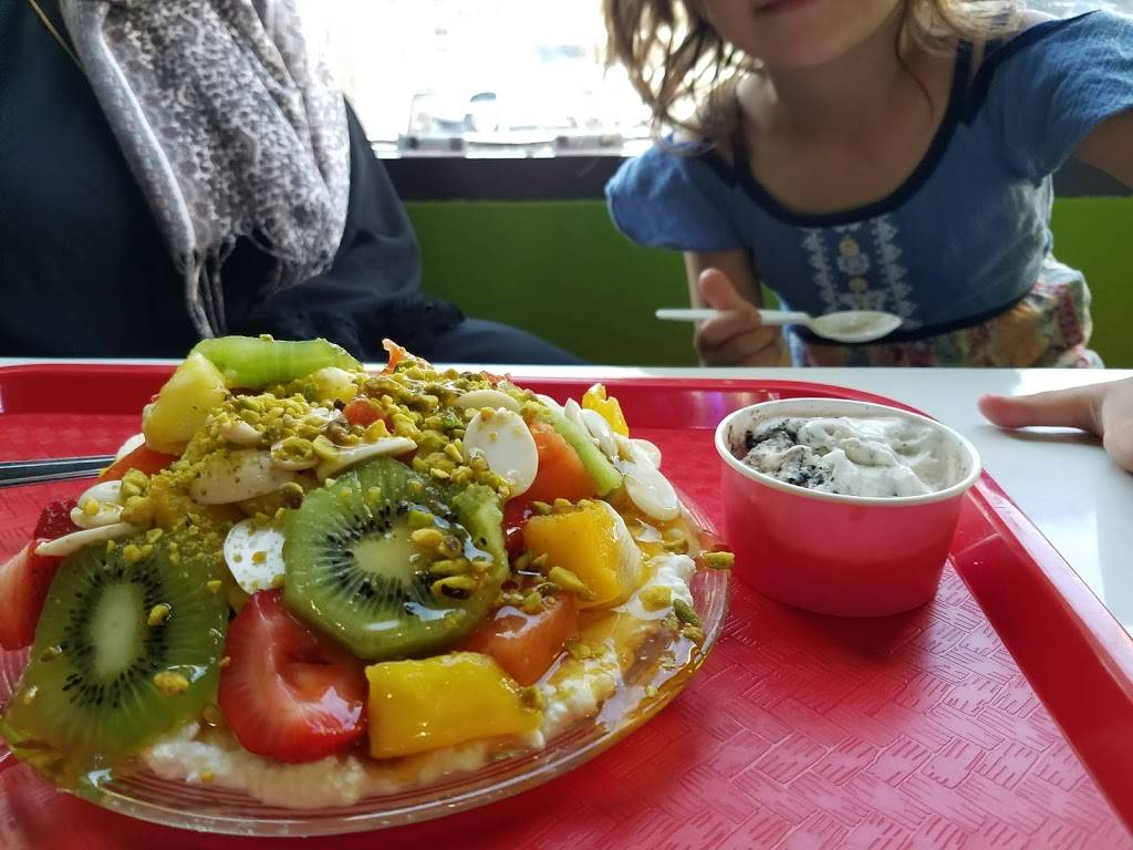 Fruzion | restaurant | 21534 Devonshire St, Chatsworth, CA 91311, USA | 8182806610 OR +1 818-280-6610