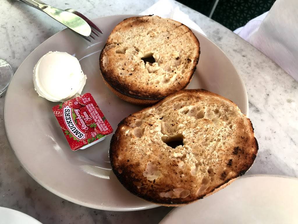 News Cafe | cafe | 800 Ocean Dr, Miami Beach, FL 33139, USA | 3055386397 OR +1 305-538-6397