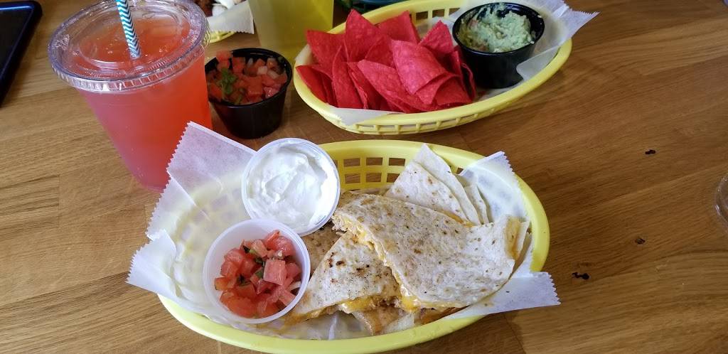 Mattitaco | restaurant | 10560 Main Rd, Mattituck, NY 11952, USA | 6312987826 OR +1 631-298-7826