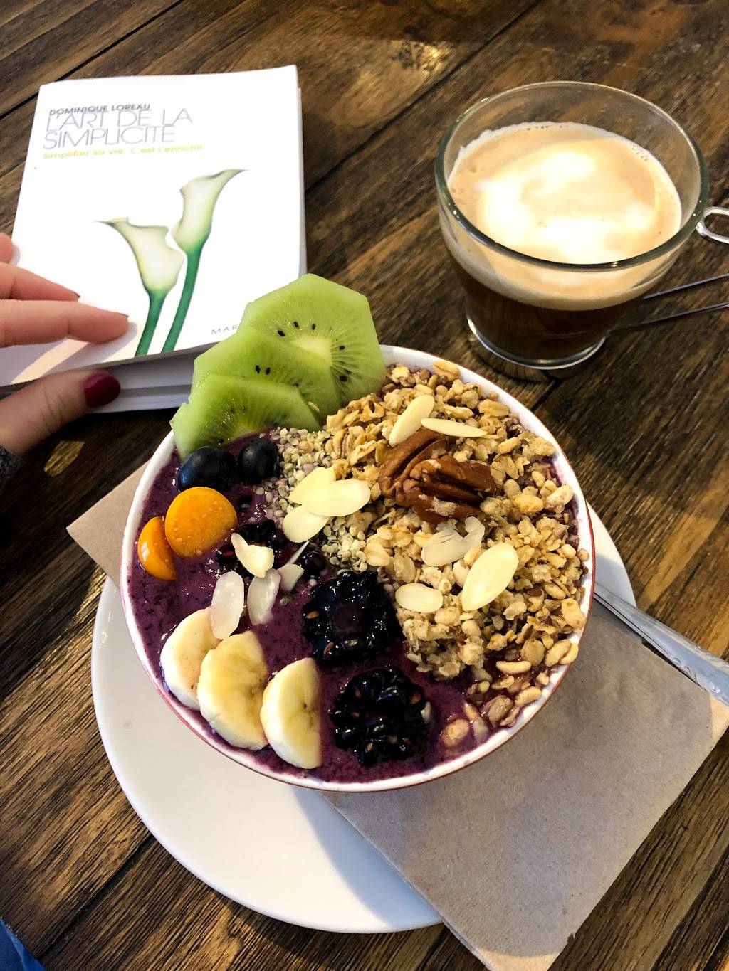 Ölistik Bistro Végé | restaurant | 761 Boulevard Mercure, Drummondville, QC J2B 5J2, Canada | 8198509899 OR +1 819-850-9899