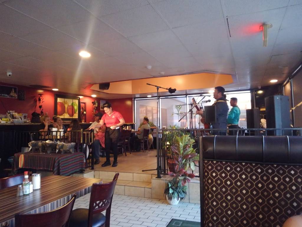 Cielito Lindo | restaurant | 10277 Arlington Ave, Riverside, CA 92503, USA | 9513523214 OR +1 951-352-3214