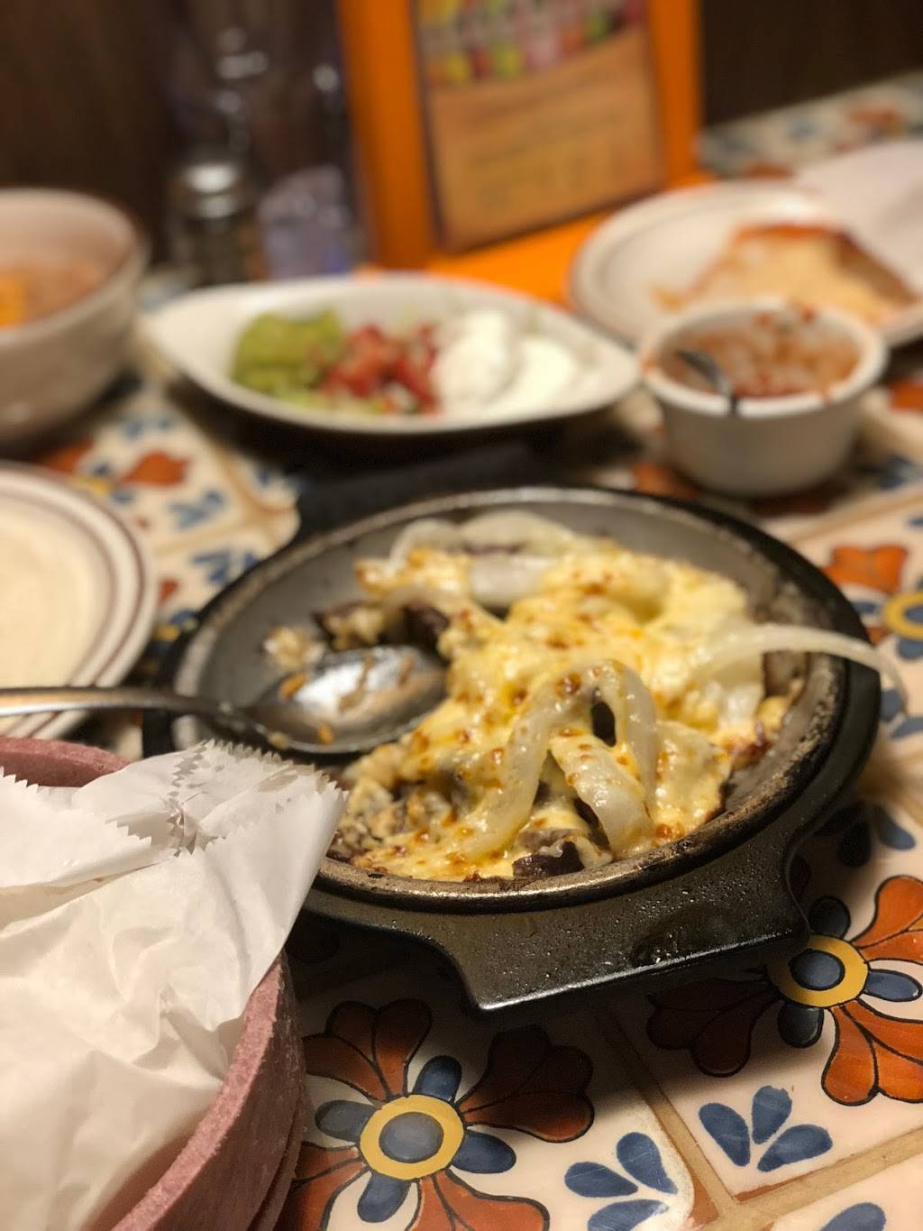 Armandos Mexican Restaurant | restaurant | 4242 Vernor Hwy, Detroit, MI 48209, USA | 3135540666 OR +1 313-554-0666