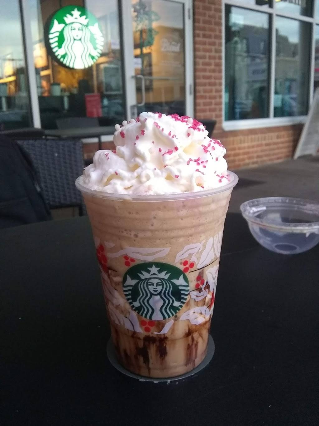 Starbucks | cafe | 4611-E Sangamore Rd, Bethesda, MD 20816, USA | 3013209845 OR +1 301-320-9845