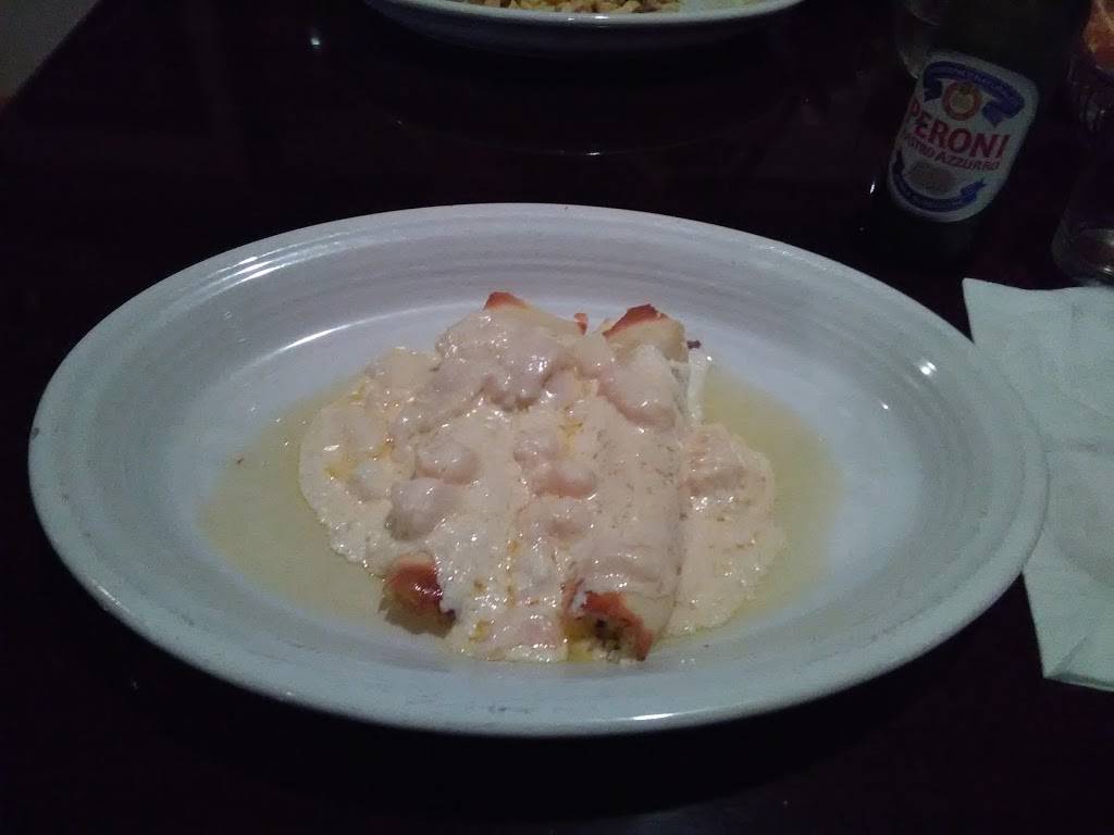 Dominics Santos | restaurant | 21467 Lorain Rd, Cleveland, OH 44126, USA | 4403337437 OR +1 440-333-7437