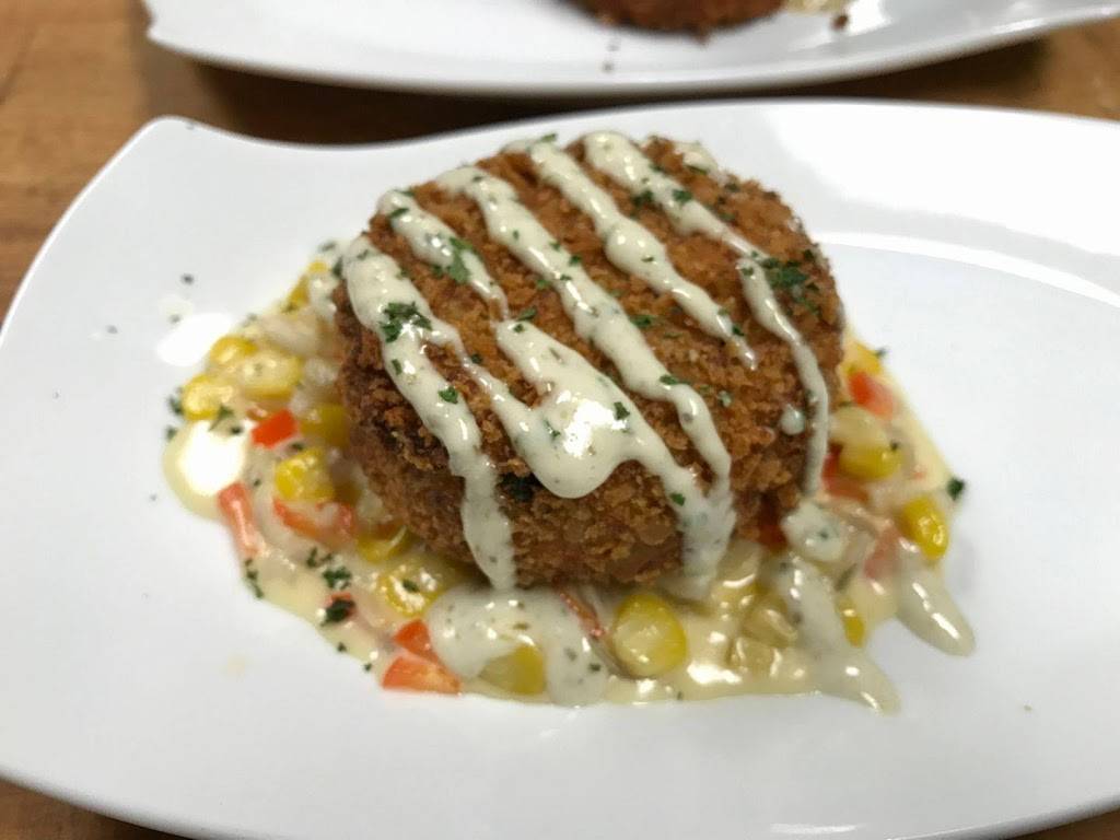 Toms Oyster Bar | restaurant | 318 S Main St, Royal Oak, MI 48067, USA | 2485411186 OR +1 248-541-1186