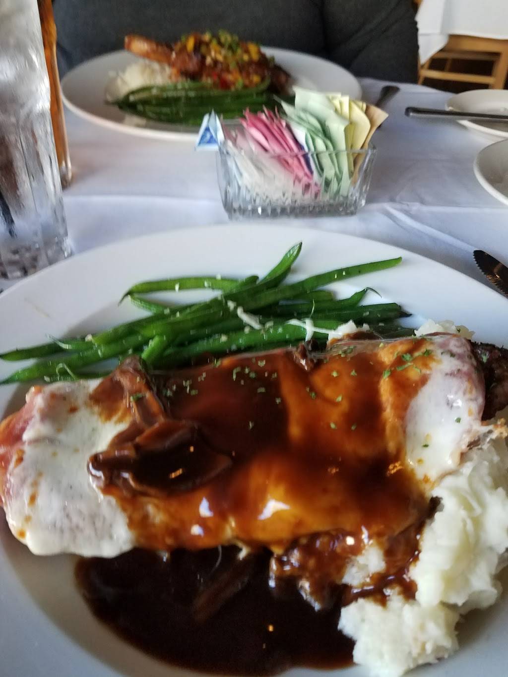 Tresettis World Caffe | restaurant | 927 11th St, Modesto, CA 95354, USA | 2095722990 OR +1 209-572-2990