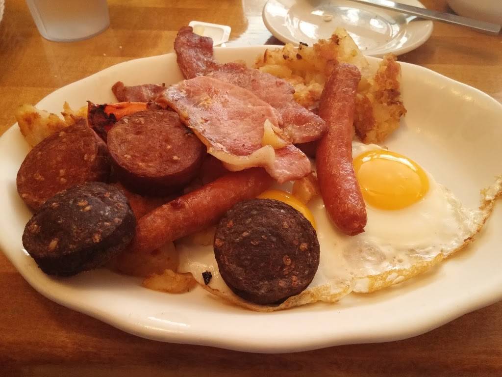 Eileens | restaurant | 960 McLean Ave, Yonkers, NY 10704, USA | 9147767532 OR +1 914-776-7532