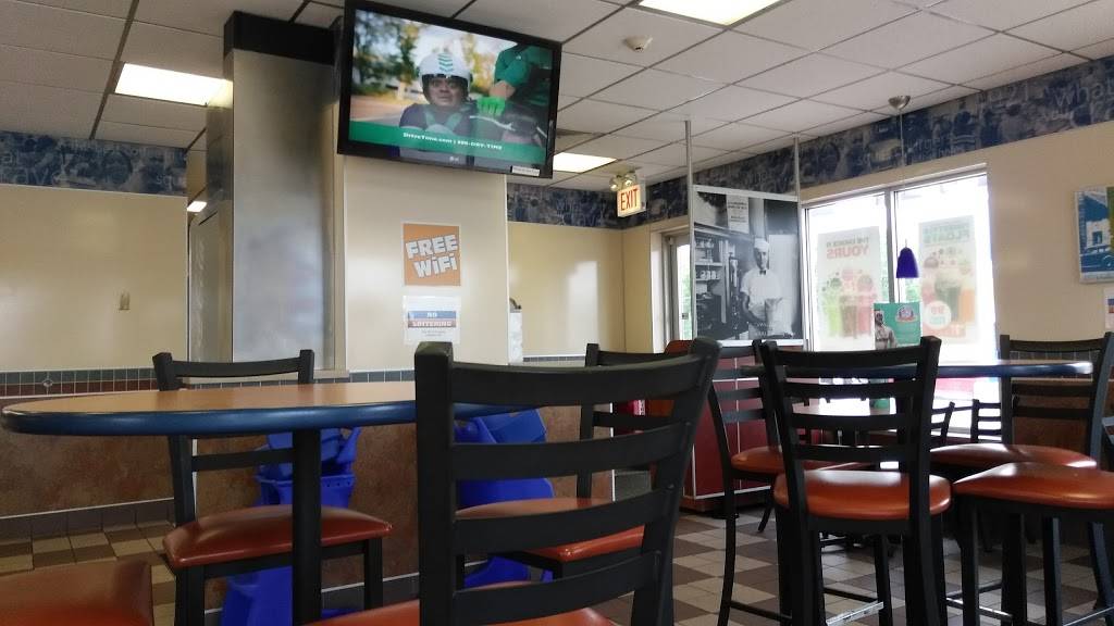 White Castle | restaurant | 15902 Kedzie Ave, Markham, IL 60426, USA | 7085968552 OR +1 708-596-8552