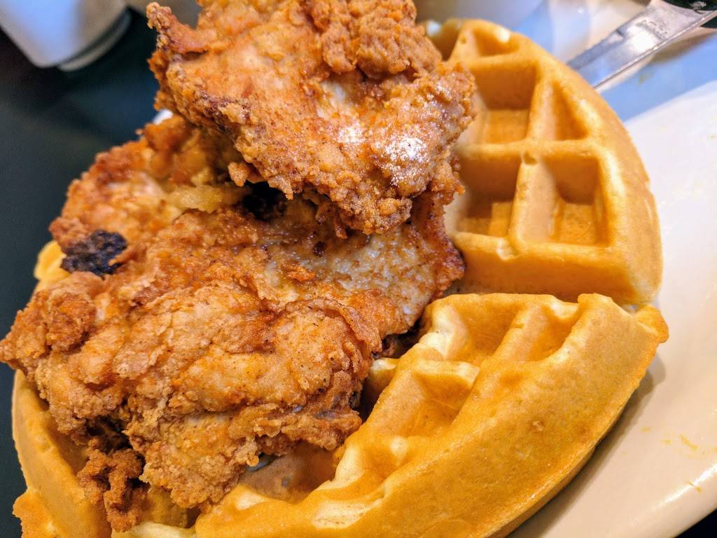 Jonathons Oak Cliff | restaurant | 1111 N Beckley Ave, Dallas, TX 75203, USA | 2149462221 OR +1 214-946-2221