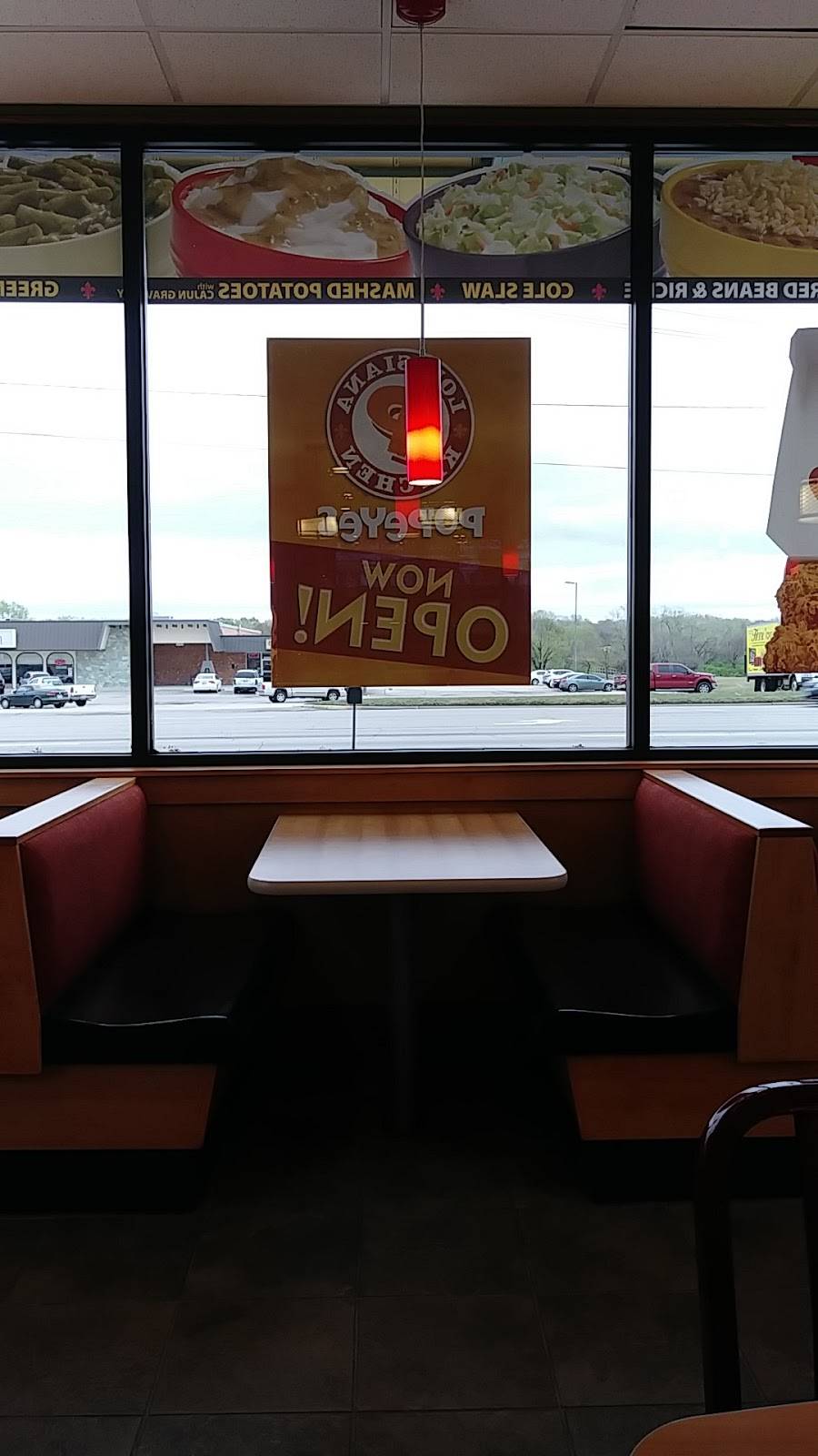 Popeyes Louisiana Kitchen | restaurant | 2200 N 14th St, Ponca City, OK 74601, USA | 5083047237 OR +1 508-304-7237