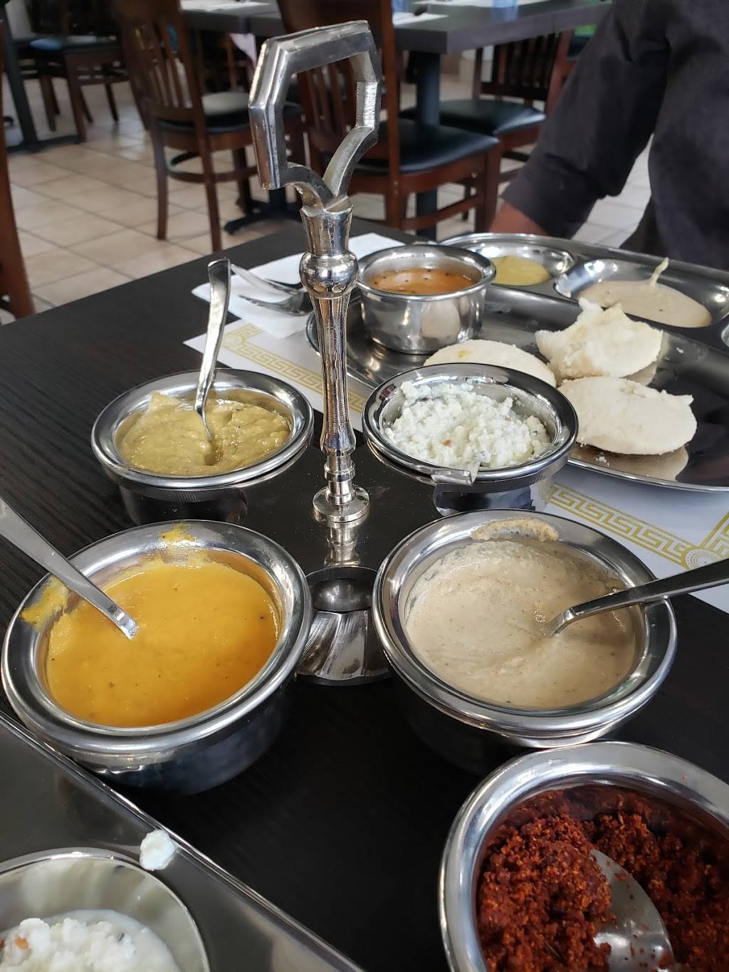 Ulavacharu Tiffins | restaurant | 3530 El Camino Real, Santa Clara, CA 95051, USA | 4086667772 OR +1 408-666-7772