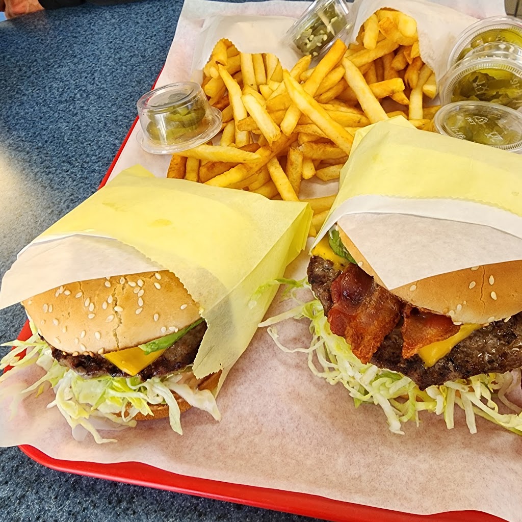 Lucky Greek | restaurant | 2490 Wardlow Rd, Corona, CA 92880, USA | 9517373162 OR +1 951-737-3162