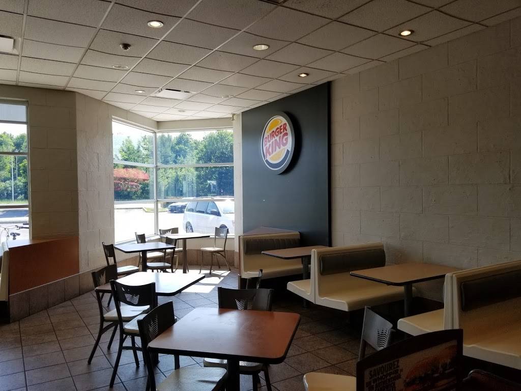 Burger King | restaurant | 645 Avenue Taniata, Saint-Jean-Chrysostome, QC G6Z 2C1, Canada | 4188343238 OR +1 418-834-3238