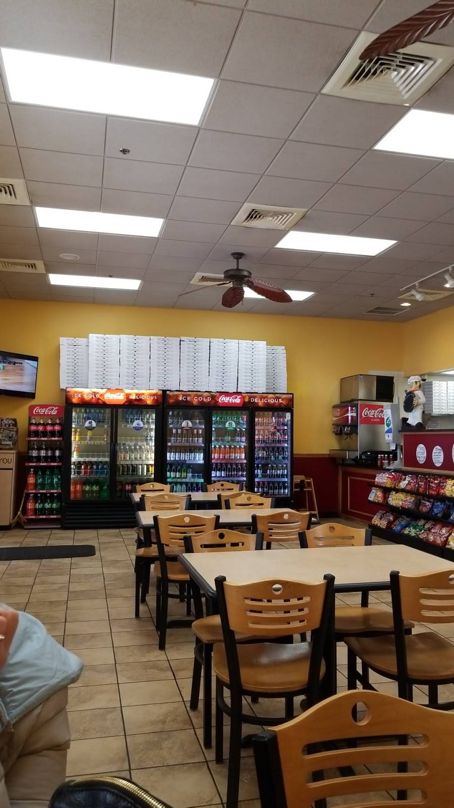 Giovannis Roast Beef & Pizza | restaurant | 209 W River Rd Unit 8, Hooksett, NH 03106, USA | 6039359820 OR +1 603-935-9820