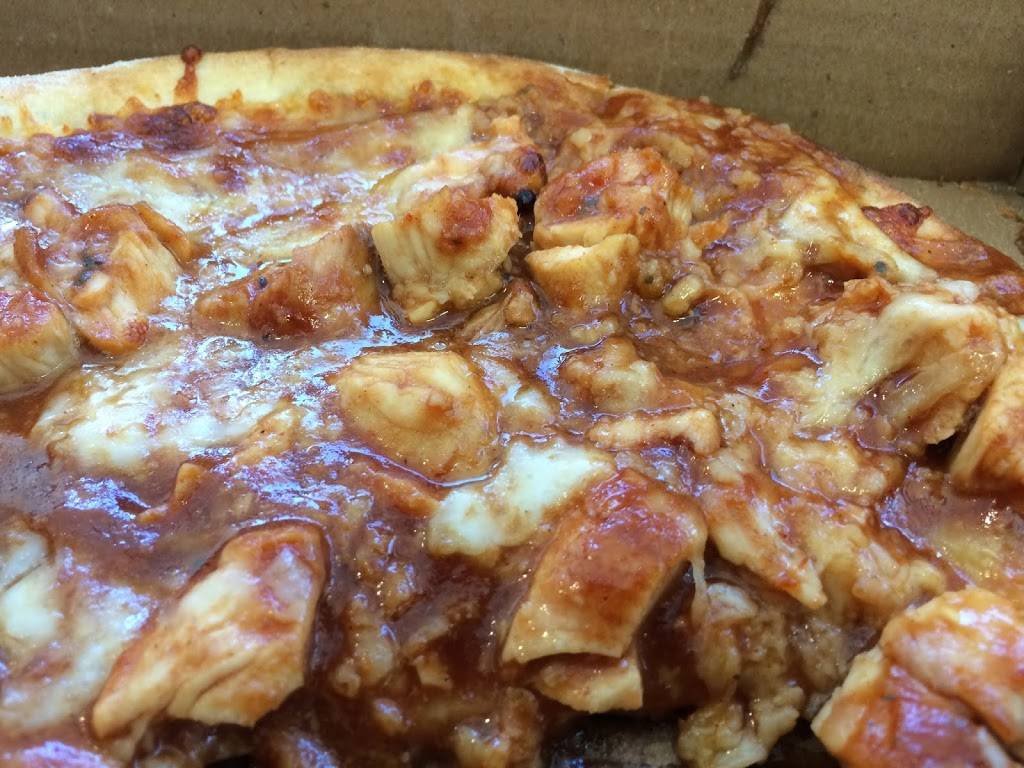 DeNos Pizza & Subs | restaurant | 2040 Centre St, West Roxbury, MA 02132, USA | 6174693220 OR +1 617-469-3220