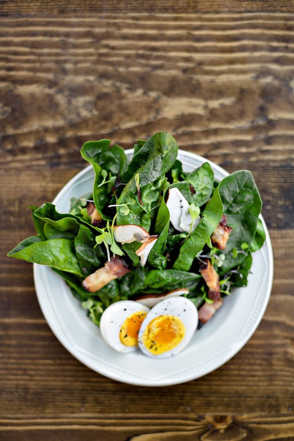 Farmhouse on North | restaurant | 117 North Ave, Barrington, IL 60010, USA | 8473873408 OR +1 847-387-3408