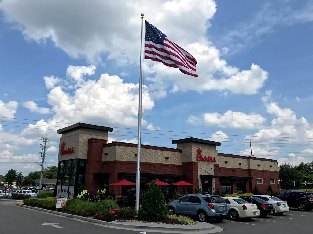 Chick-fil-A West Hills | restaurant | 7520 Kingston Pike, Knoxville, TN 37919, USA | 8655880100 OR +1 865-588-0100