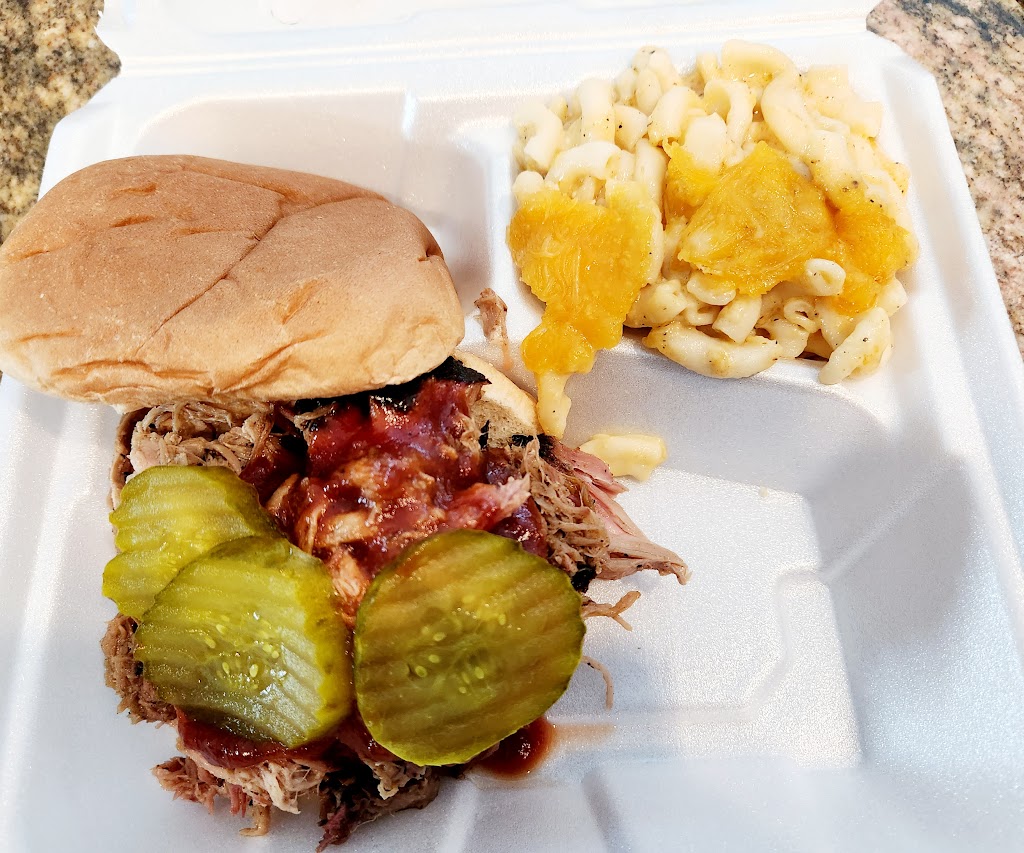 Coach Browns BBQ | restaurant | 3078 Dawes Rd, Mobile, AL 36695, USA | 2514871730 OR +1 251-487-1730