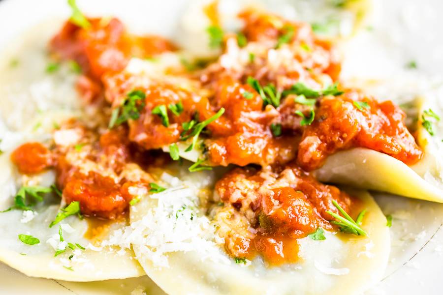 Tony Ps Bar & Pizzeria: & Pizzeria WE DELIVER! Order direct:Ton | meal delivery | 2400 W 32nd Ave, Denver, CO 80211, USA | 3034774900 OR +1 303-477-4900