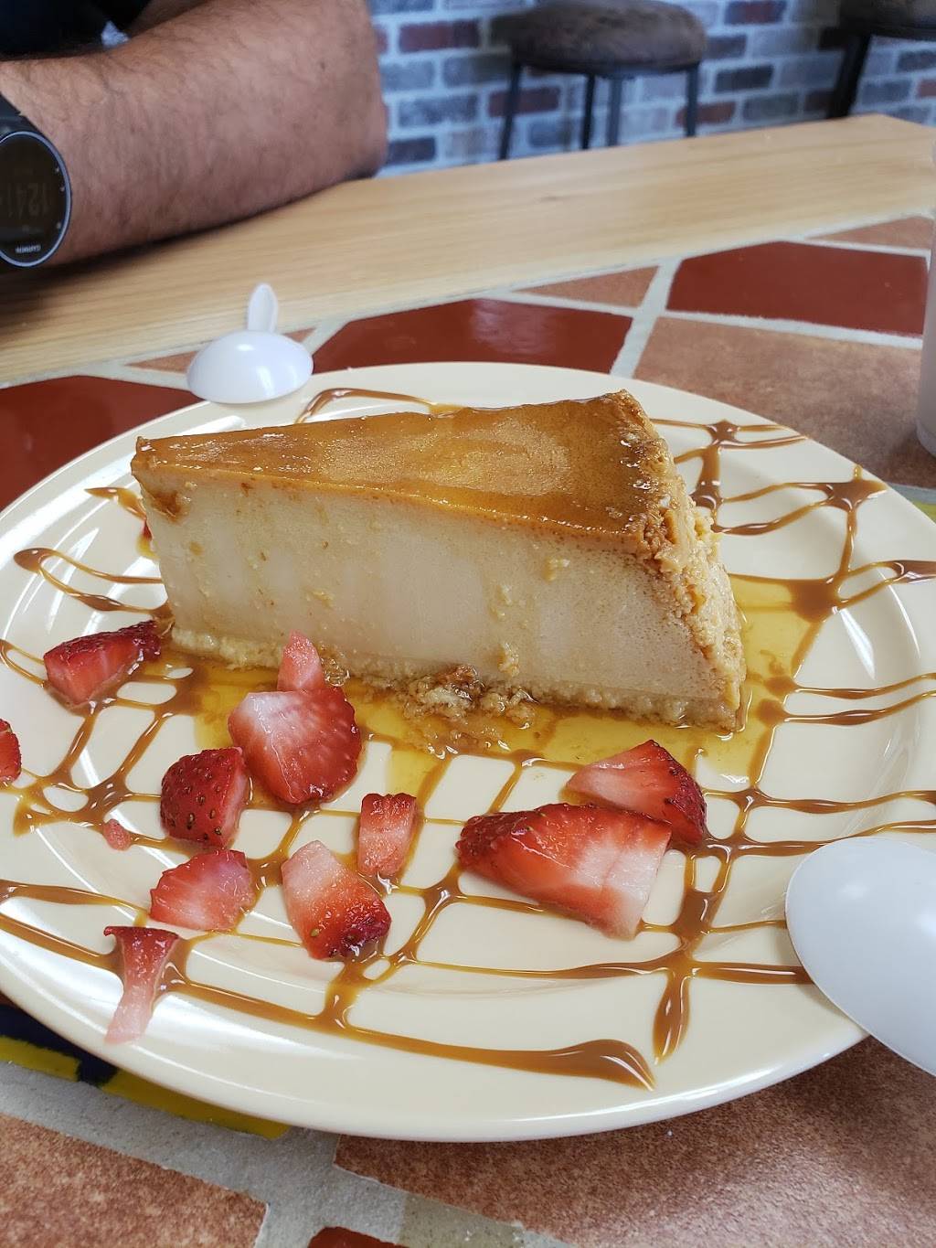 El Chivito Birrieria | restaurant | 1530 W 6th St #107, Corona, CA 92882, USA | 9515318100 OR +1 951-531-8100