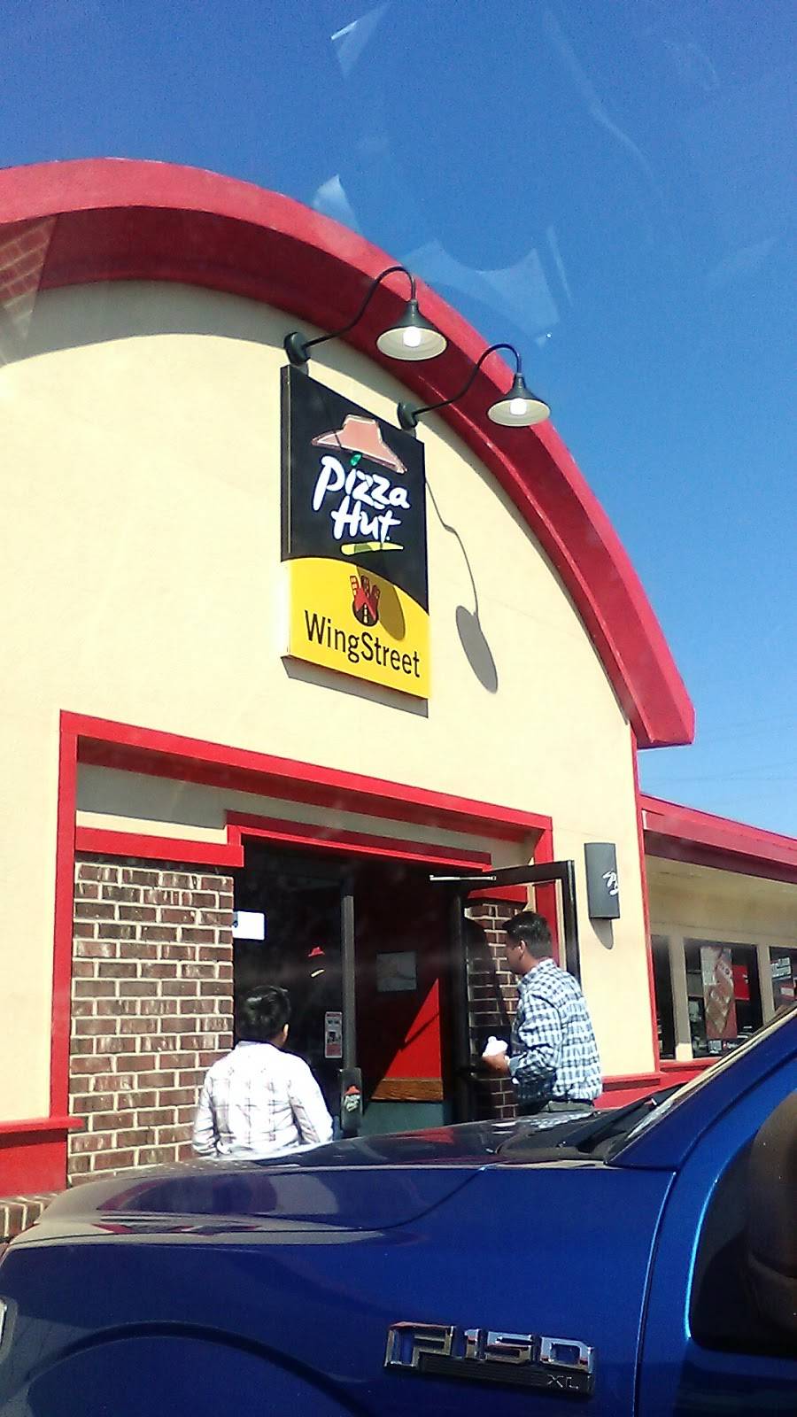 Pizza Hut | restaurant | 2111 W Roosevelt Blvd, Monroe, NC 28110, USA | 7042891024 OR +1 704-289-1024