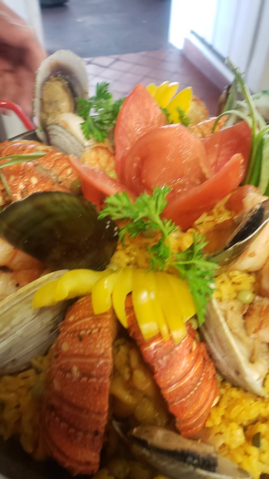 Boca Marina Restaurant and Bar | restaurant | 379 Woodcleft Ave, Freeport, NY 11520, USA | 5166236160 OR +1 516-623-6160