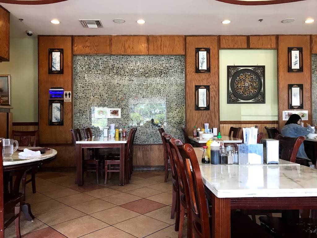 Phở Saigon | restaurant | 5100 W Colonial Dr, Orlando, FL 32808, USA | 4072537013 OR +1 407-253-7013