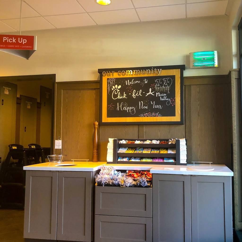 Chick-fil-A | restaurant | 5323 Mission Center Rd, San Diego, CA 92108, USA | 6192911105 OR +1 619-291-1105