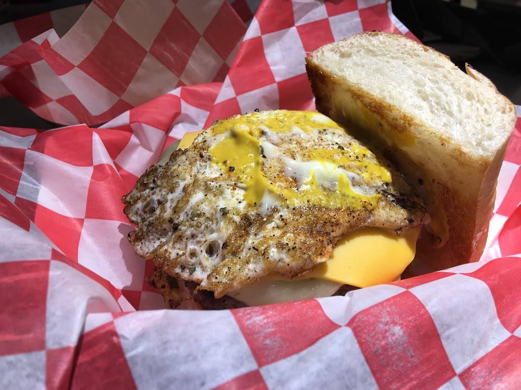 Chef Kings | restaurant | 800 N Shoreline Blvd, Corpus Christi, TX 78401, USA | 2818132319 OR +1 281-813-2319