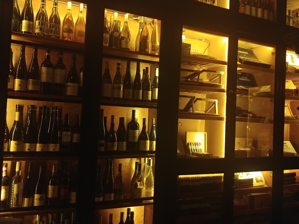 Brennans | restaurant | 316 N Euclid Ave, St. Louis, MO 63108, USA | 3144974449 OR +1 314-497-4449