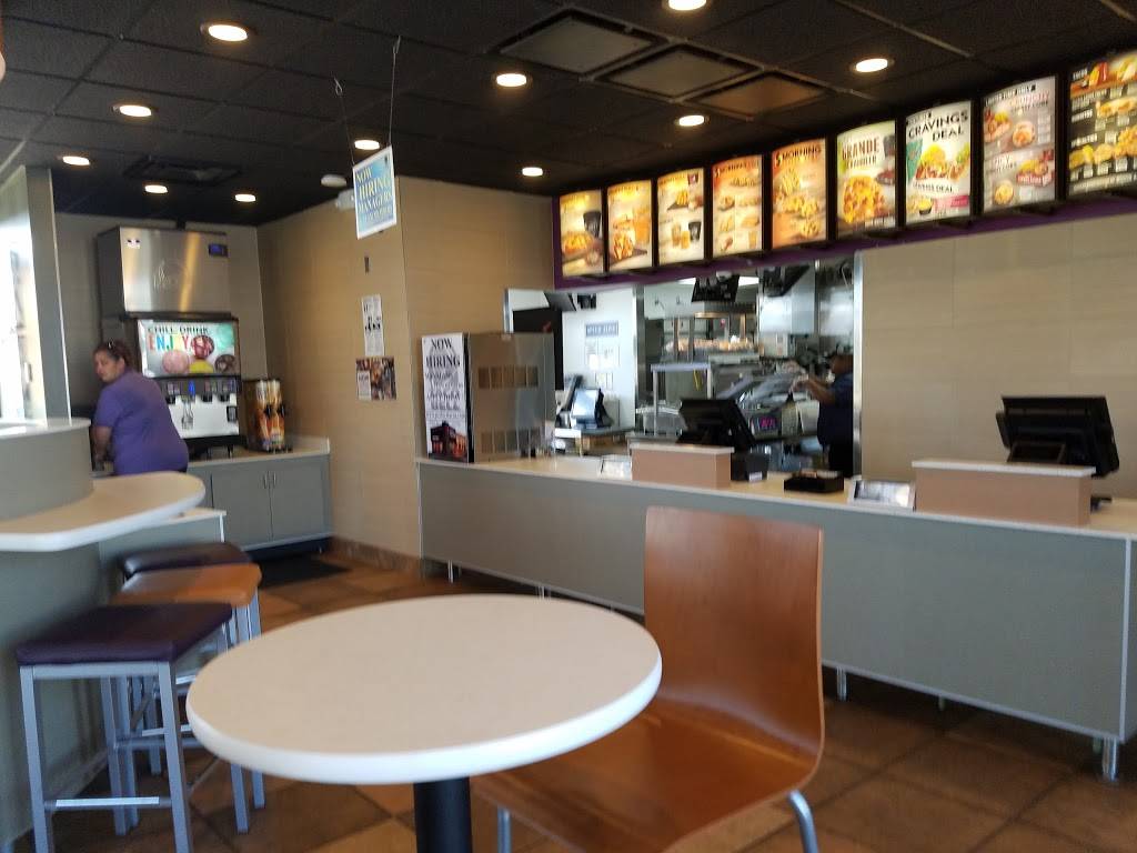 Taco Bell | meal takeaway | 10130 Indianapolis Blvd, Highland, IN 46322, USA | 2199241129 OR +1 219-924-1129