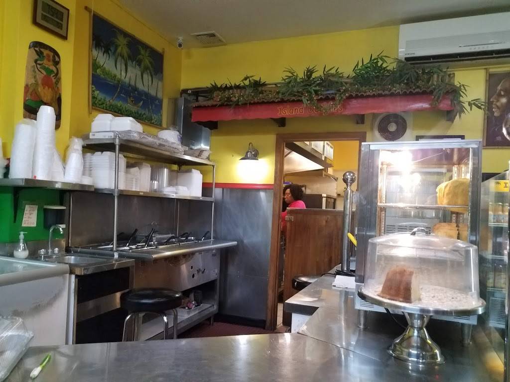 Royal Caribbean - Island Delight | restaurant | 31 Crystal St, East Stroudsburg, PA 18301, USA | 5704241903 OR +1 570-424-1903