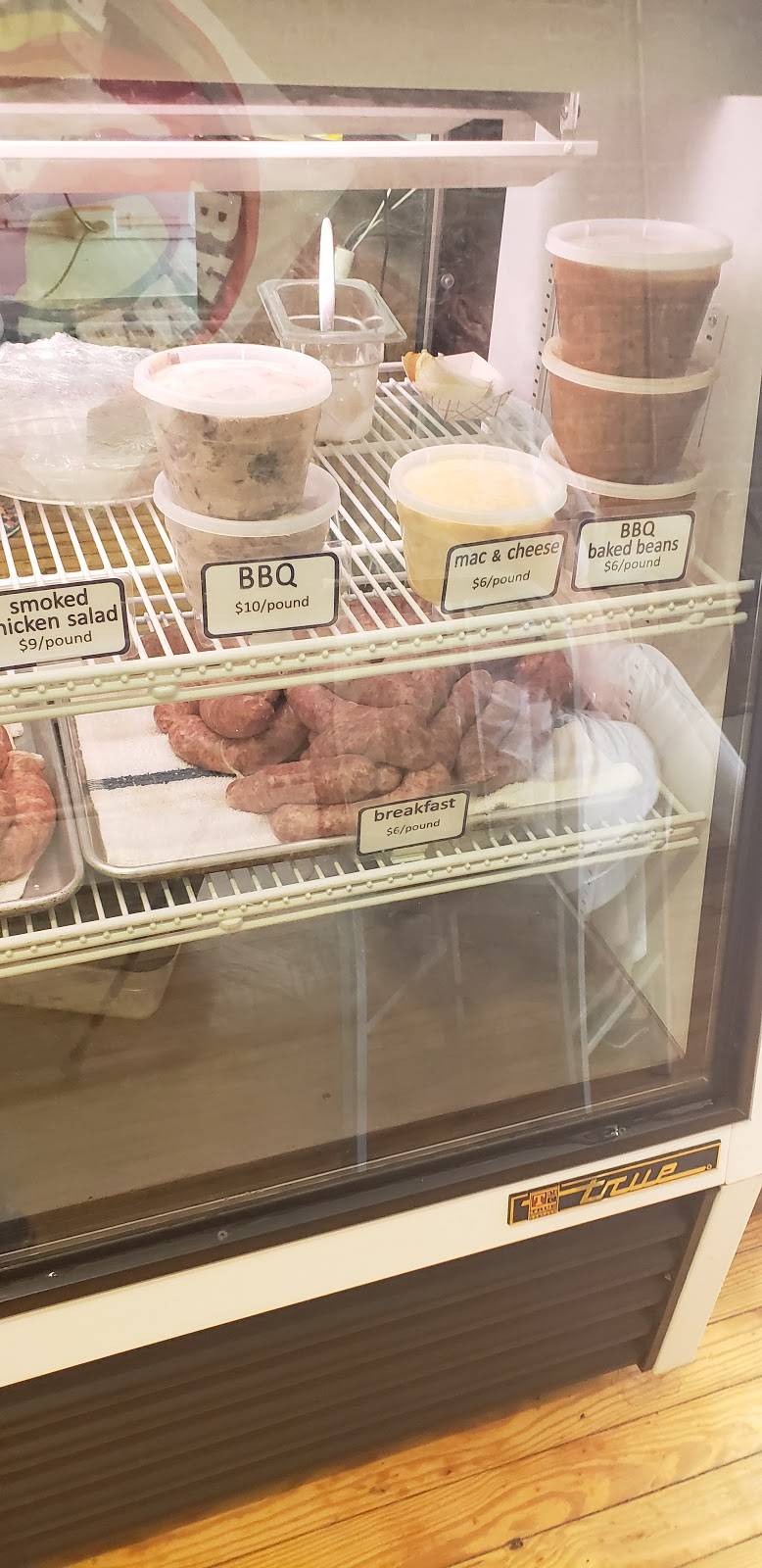 Big W Barbecue | restaurant | 600 S Madison St, Whiteville, NC 28472, USA | 9102076316 OR +1 910-207-6316