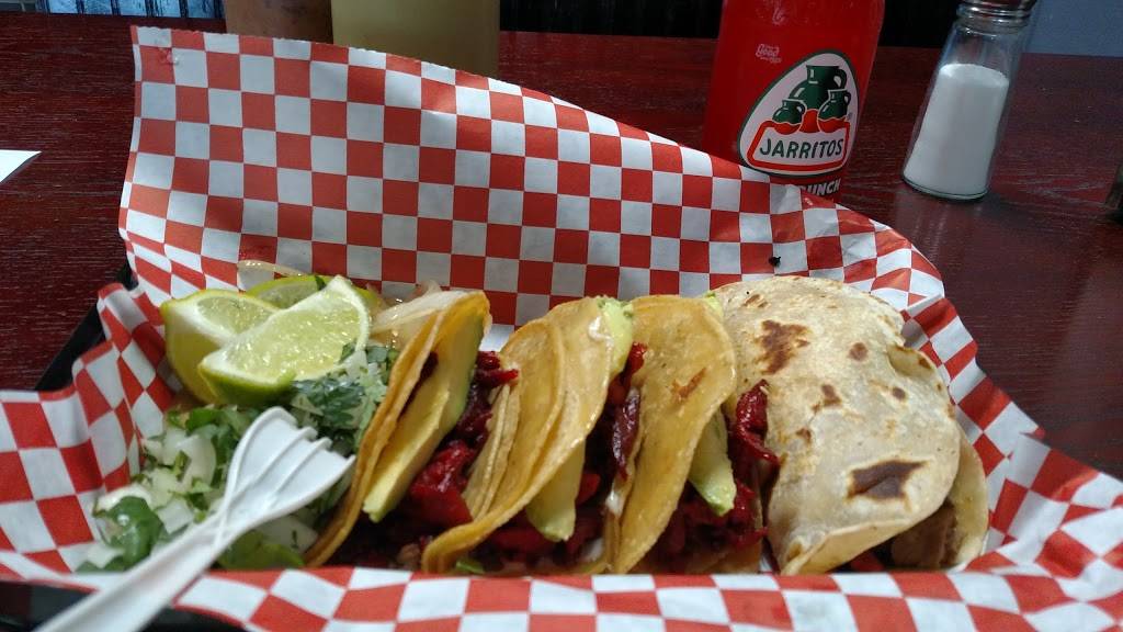 Fitos Tacos De Trompo | restaurant | 1955 TX-121 BUS #100, Lewisville, TX 75056, USA | 2149814551 OR +1 214-981-4551