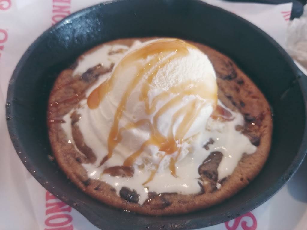 Shoneys - Knoxville Rutledge Pike | meal takeaway | 4020 Rutledge Pike, Knoxville, TN 37914, USA | 8655255381 OR +1 865-525-5381