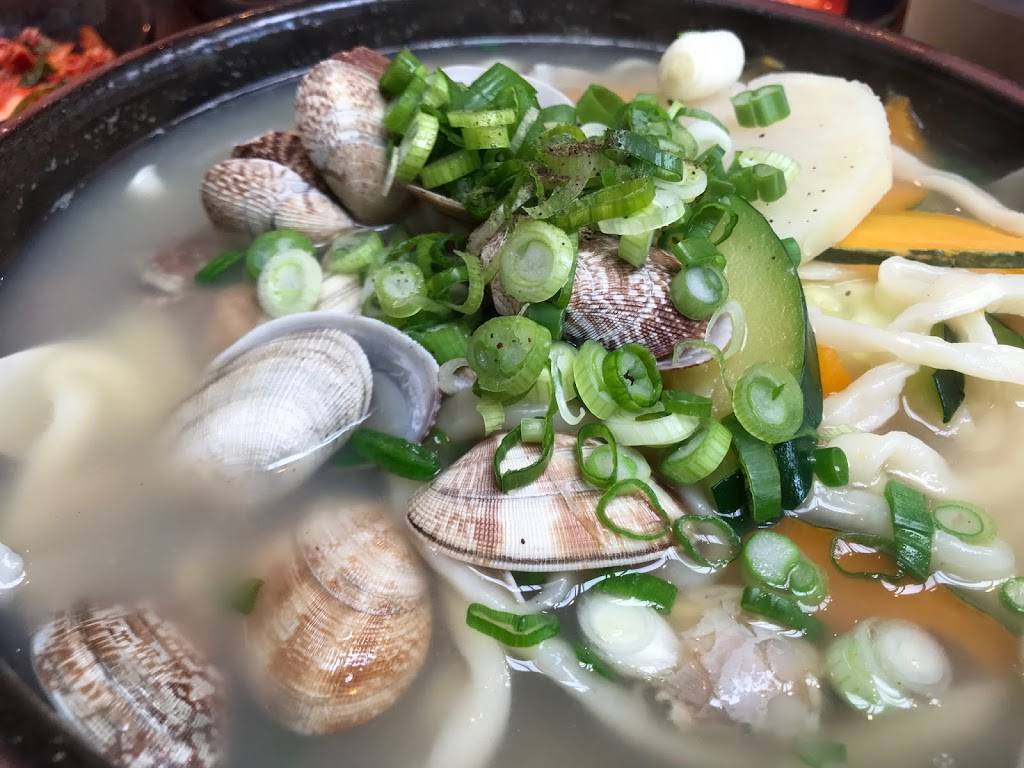 Hangari Kalgooksu | restaurant | 9916 Garden Grove Blvd, Garden Grove, CA 92844, USA | 7145370100 OR +1 714-537-0100