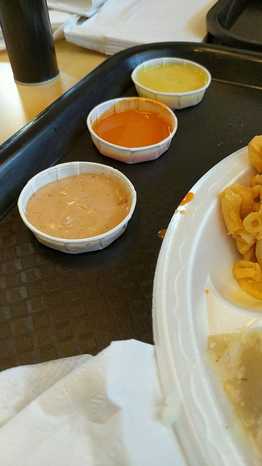 Lees Famous Recipe Chicken | restaurant | 6805 Burlington Pike, Florence, KY 41042, USA | 8593715555 OR +1 859-371-5555