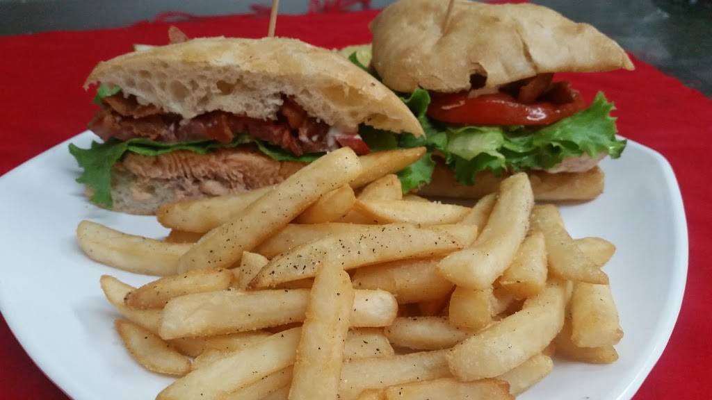 Ntinos Pizzeria & Restaurant | restaurant | 660 S Tamiami Trail, Venice, FL 34285, USA | 9414854474 OR +1 941-485-4474