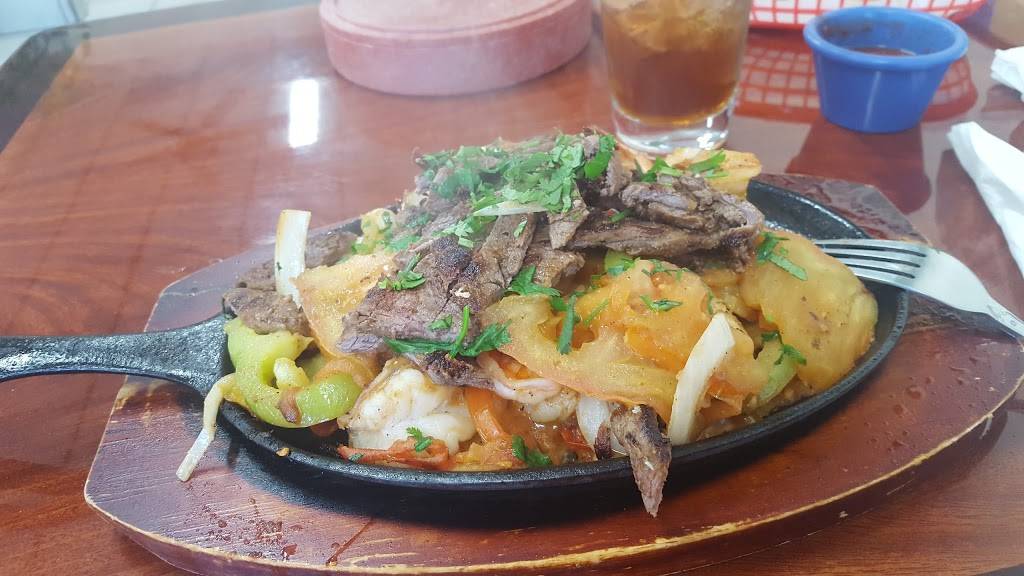 Rosas Kitchen | restaurant | 530 Hacienda Dr, Vista, CA 92081, USA | 7607264274 OR +1 760-726-4274