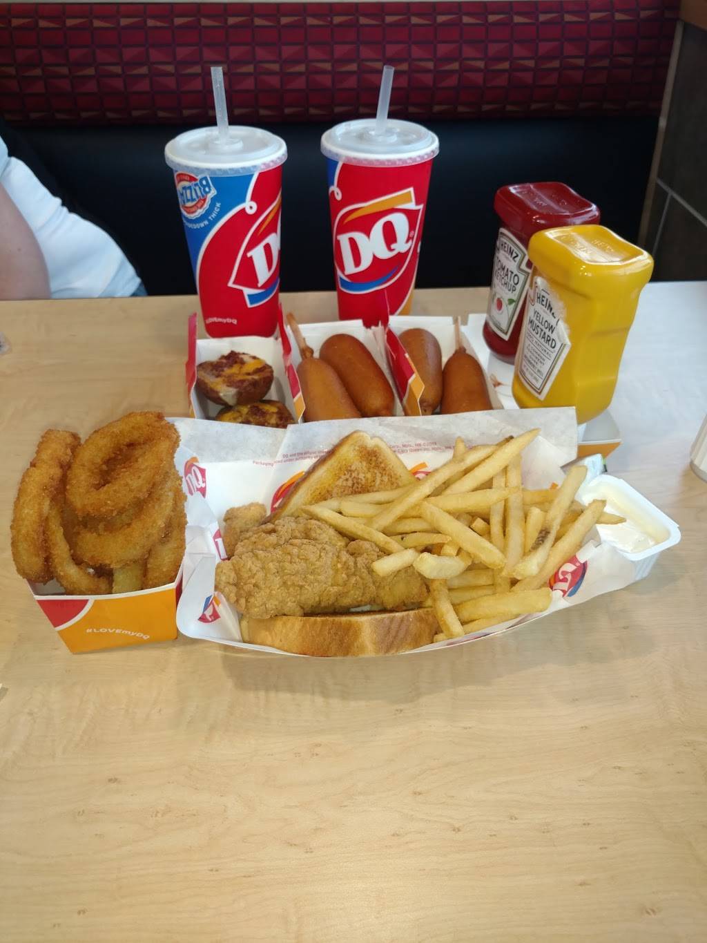 Dairy Queen Grill & Chill | restaurant | 3190 W 10th St, Greeley, CO 80634, USA | 9703510881 OR +1 970-351-0881