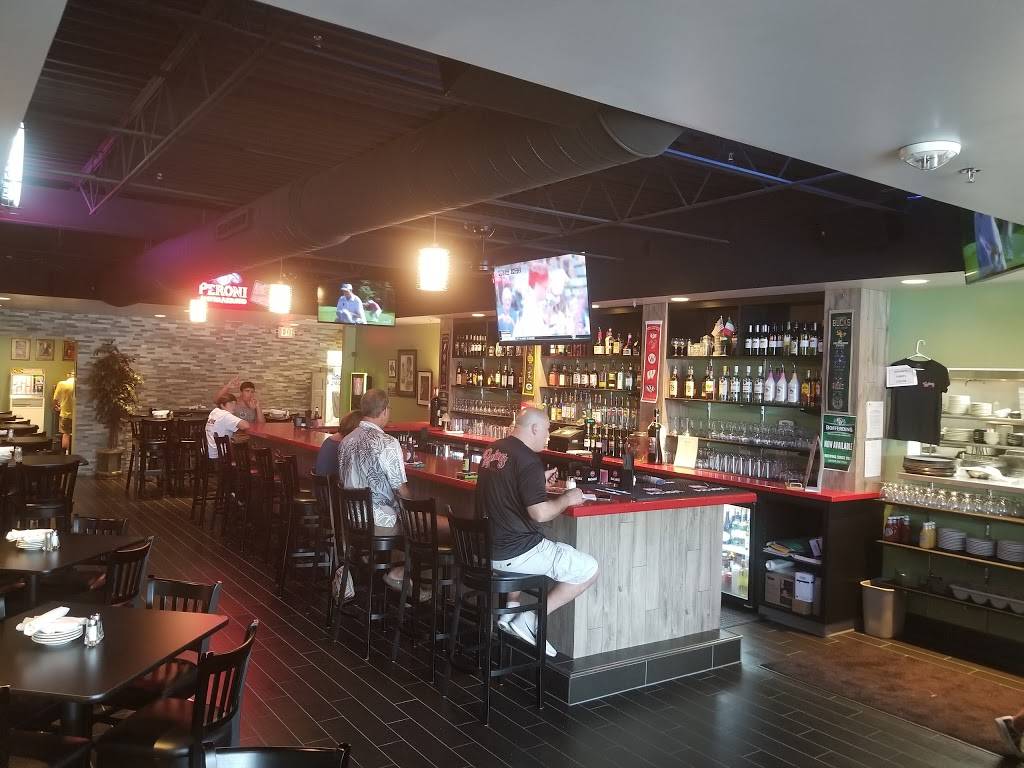 Pepinos Hartland | restaurant | 600 Hartbrook Dr, Hartland, WI 53029, USA | 2623699050 OR +1 262-369-9050