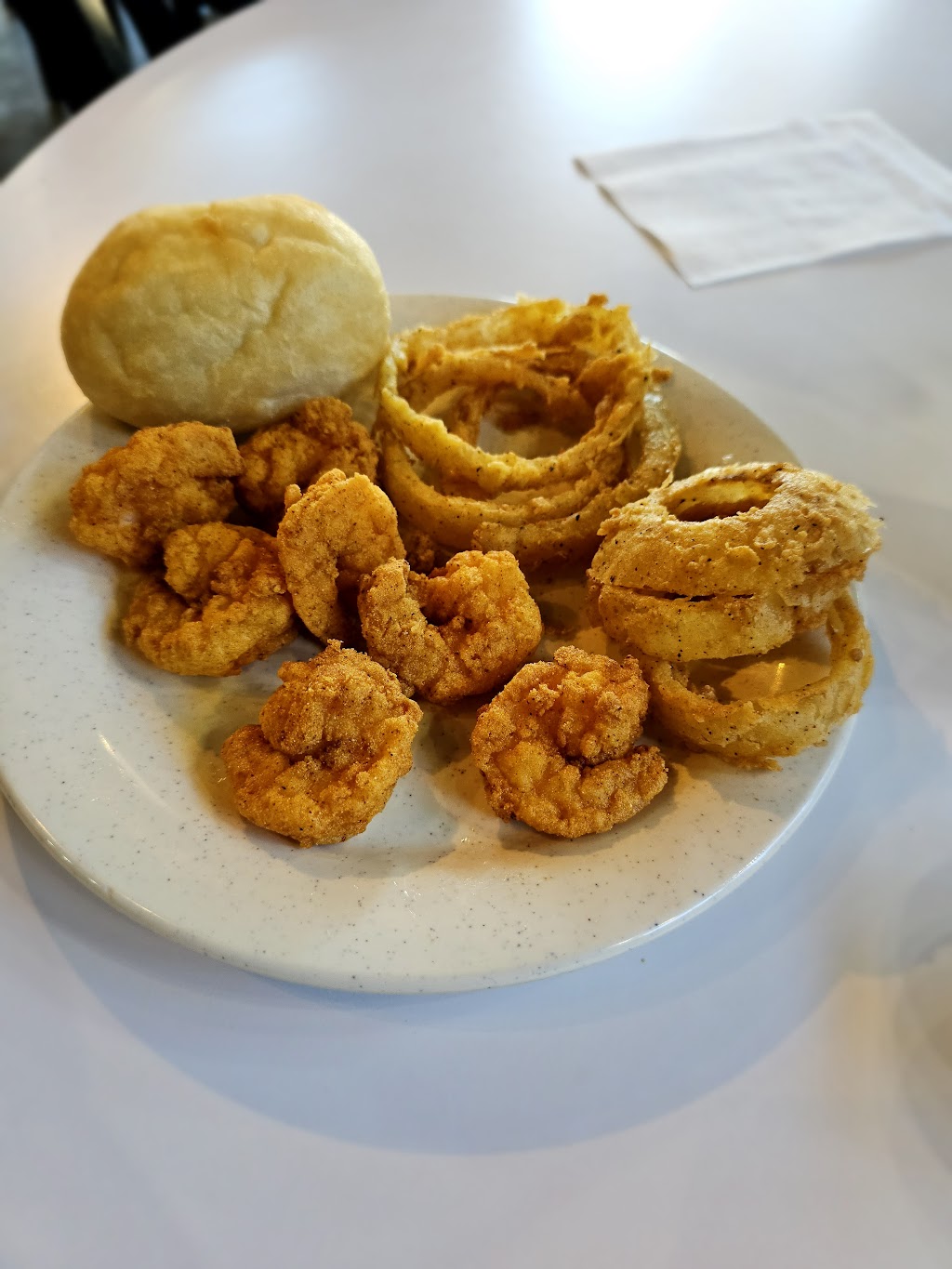 Blues Le Roux | restaurant | 2001 Washington St, Vicksburg, MS 39180, USA | 6015013939 OR +1 601-501-3939