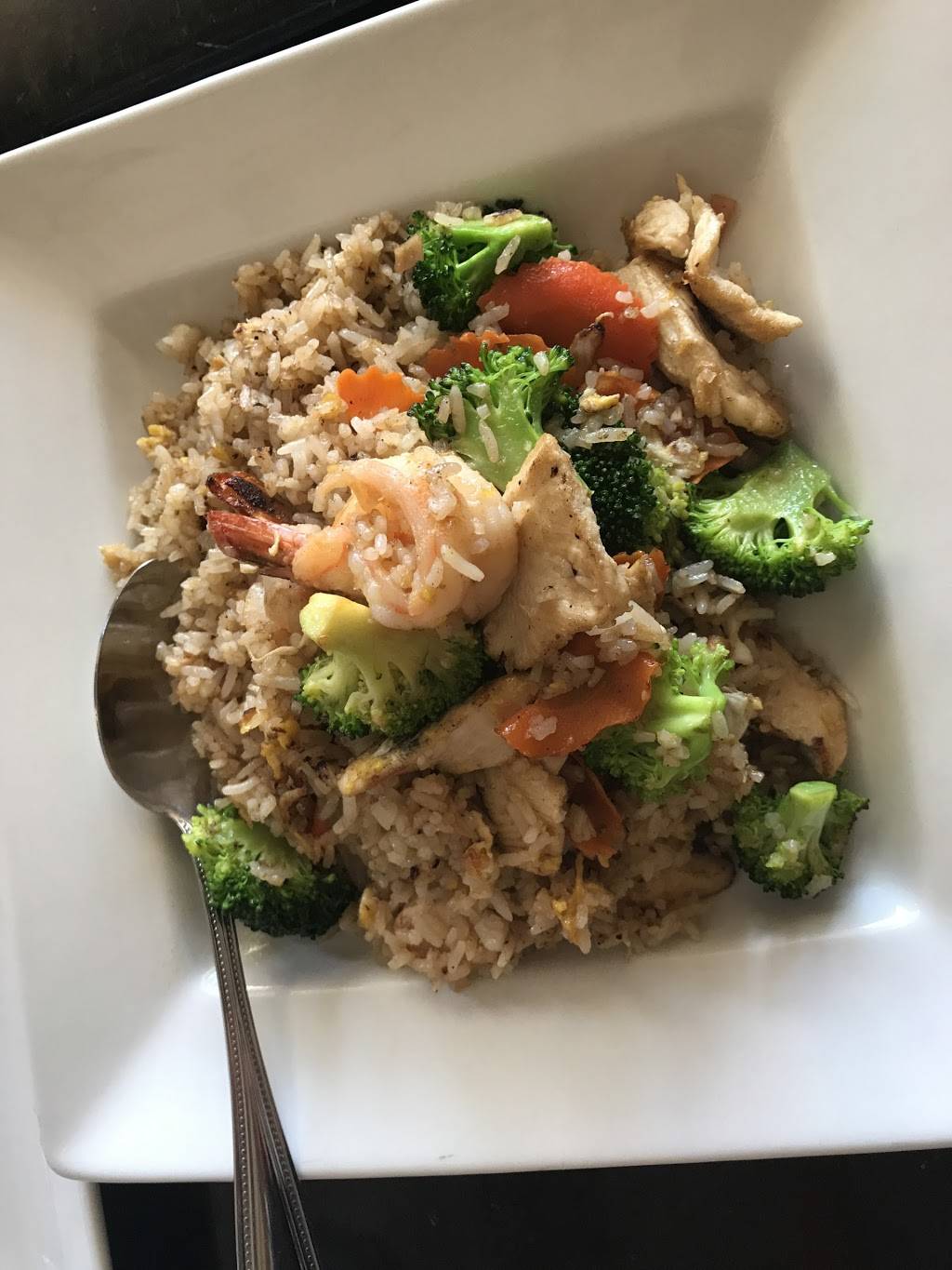 Ginger Thai | restaurant | 22330 Sherman Way # C1, Canoga Park, CA 91303, USA | 8188877118 OR +1 818-887-7118