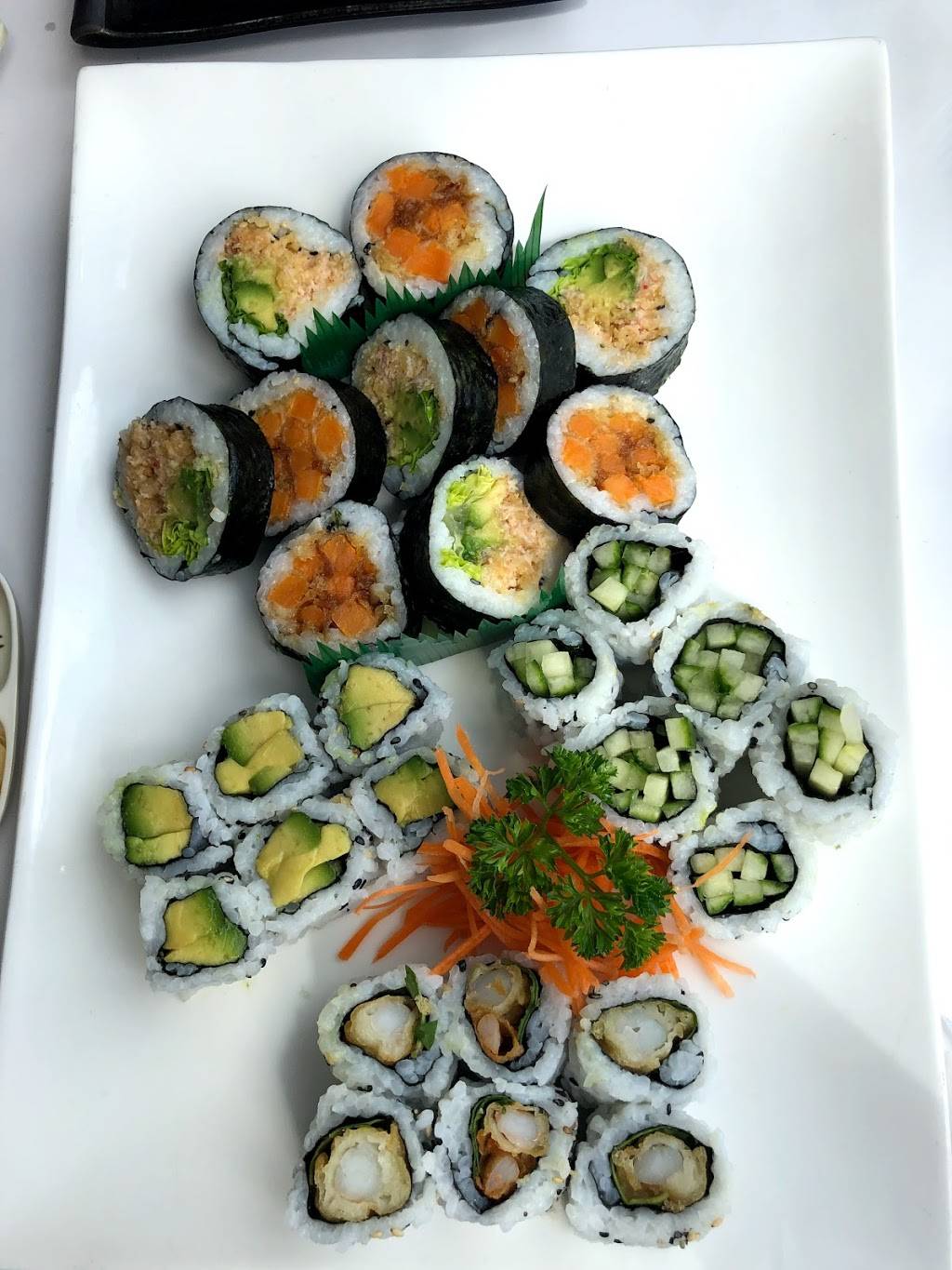 Makoto Sushi | restaurant | 525 Boulevard Saint-Martin O, Laval, QC H7M 1Y9, Canada | 4506683331 OR +1 450-668-3331