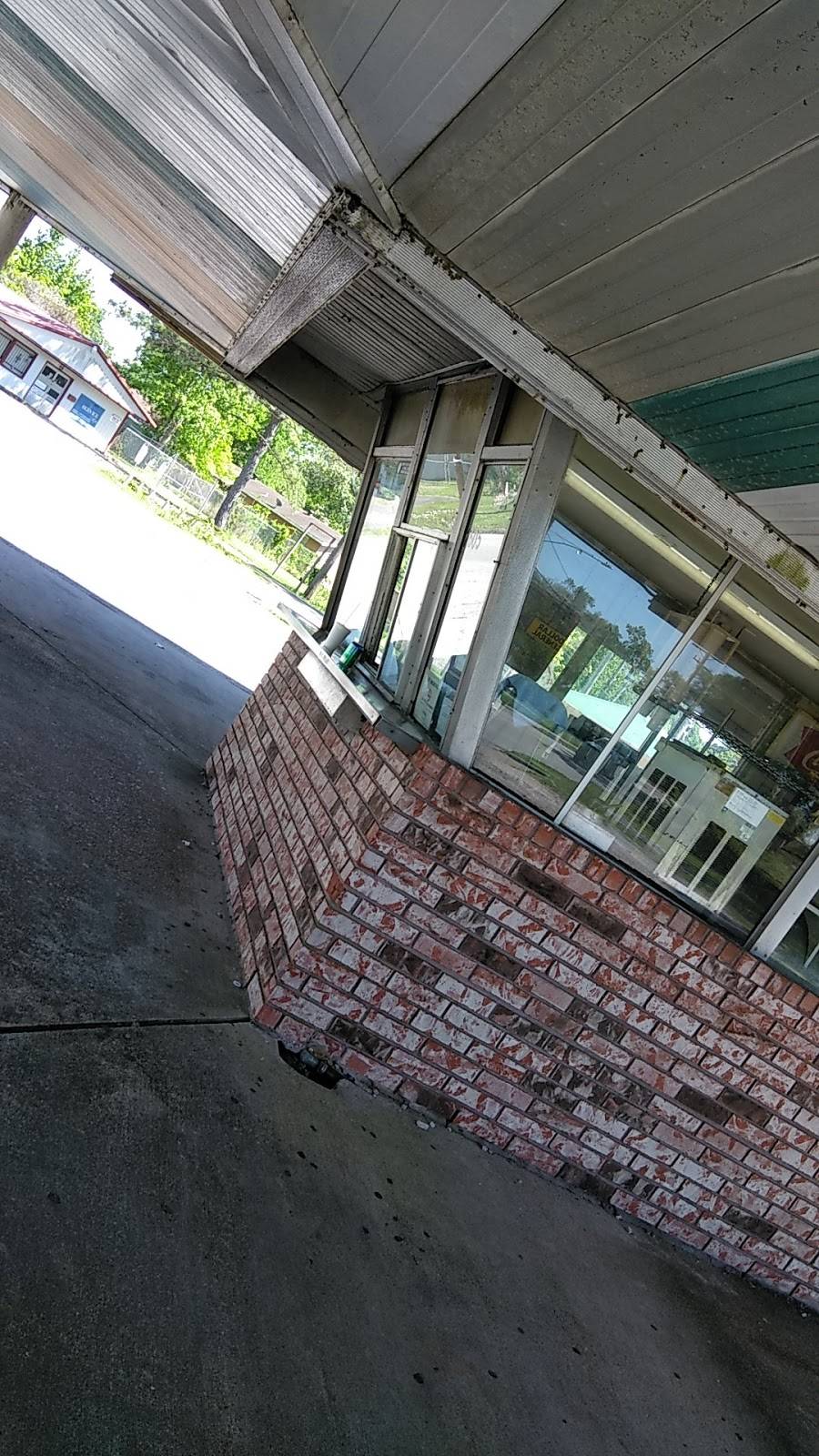 Mr Burger Drive In | restaurant | 2605 E Lucas Dr, Beaumont, TX 77703, USA | 4098924703 OR +1 409-892-4703