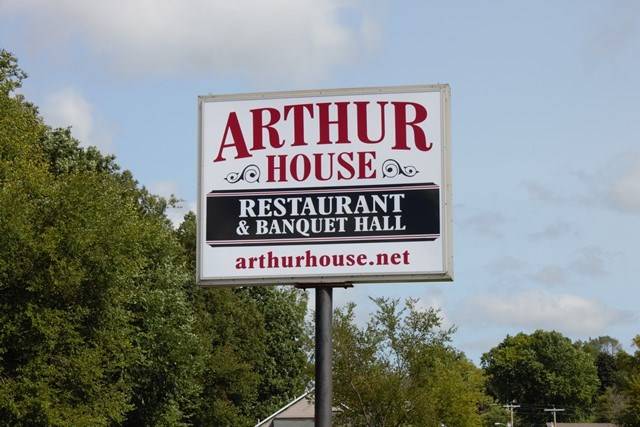 Arthur House Restaurant | restaurant | 9315 State Rd 80, Platteville, WI 53818, USA | 6083487899 OR +1 608-348-7899