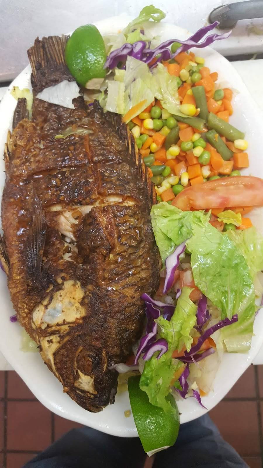 Taqueria El Amigo | restaurant | 684 N Colony Rd, Wallingford, CT 06492, USA | 2032656007 OR +1 203-265-6007