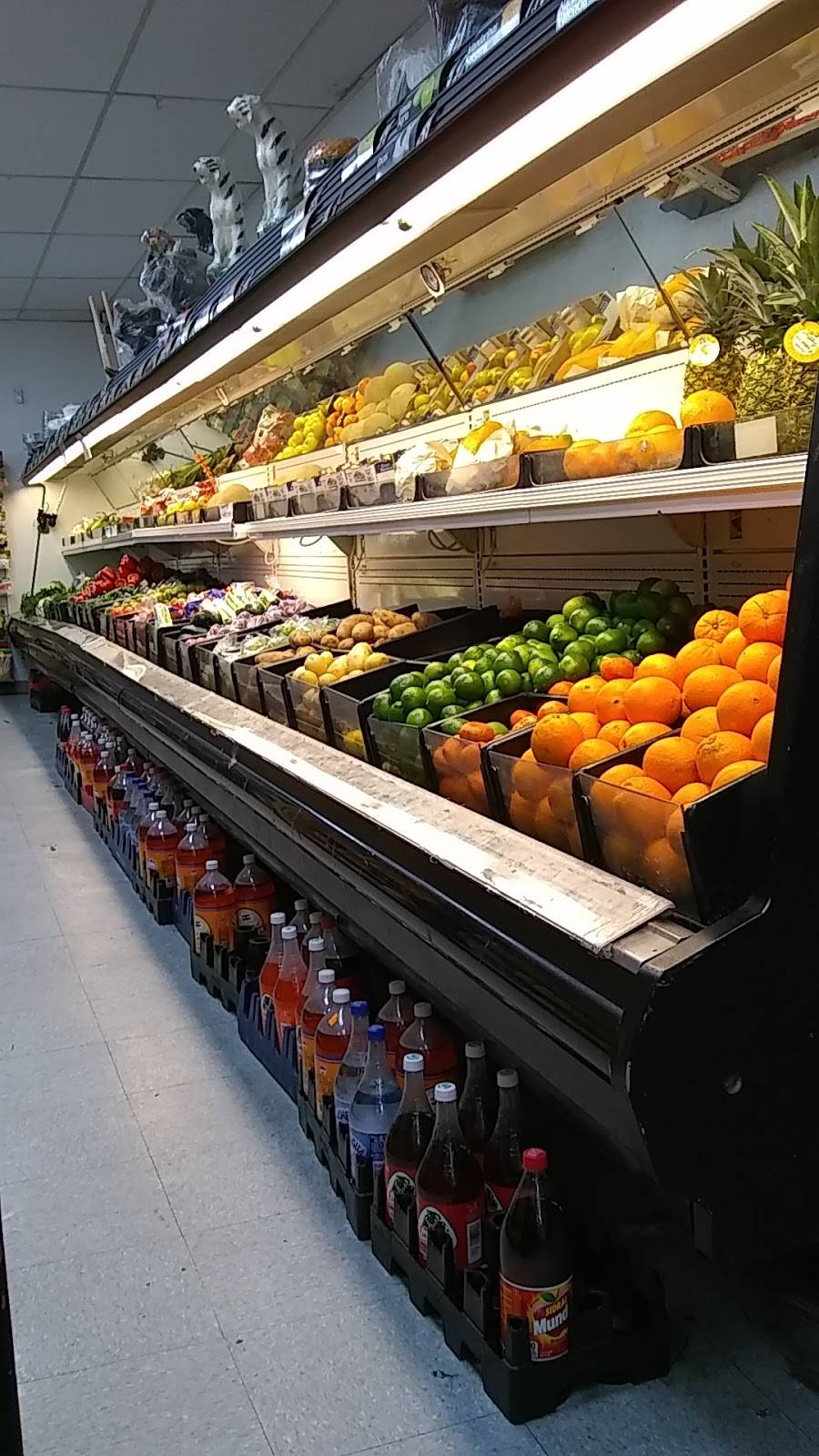 Los Amigos Meat Market | restaurant | 161 S Main St, Lake Elsinore, CA 92530, USA | 9512452596 OR +1 951-245-2596