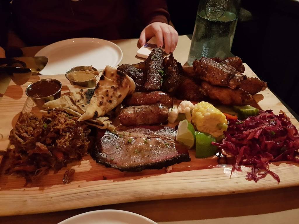 Great Northern BBQ Co | restaurant | 9 Parade St, Providence, RI 02909, USA | 4014211513 OR +1 401-421-1513