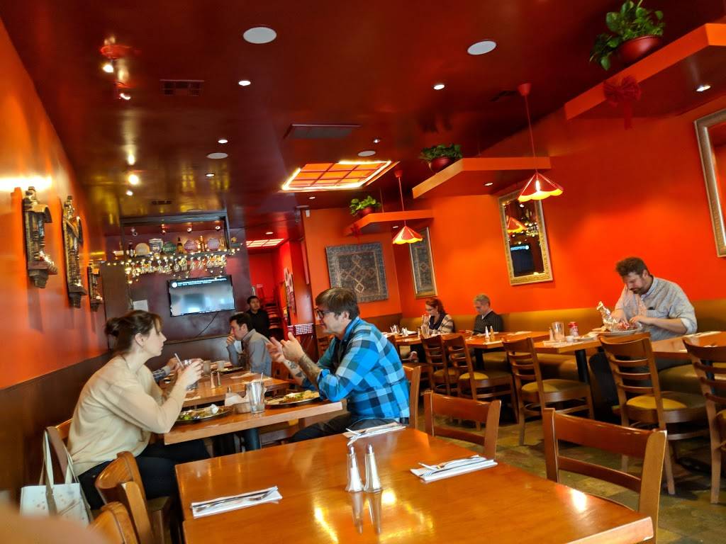 Bollywood Bites | restaurant | 1051 Gayley Ave, Los Angeles, CA 90024, USA | 3108241046 OR +1 310-824-1046